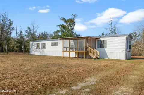 9117 Oakridge Ln, Youngstown, FL 32466