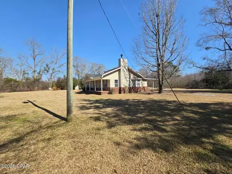 59 Enfinger Rd, Chipley, FL 32428 photo 4