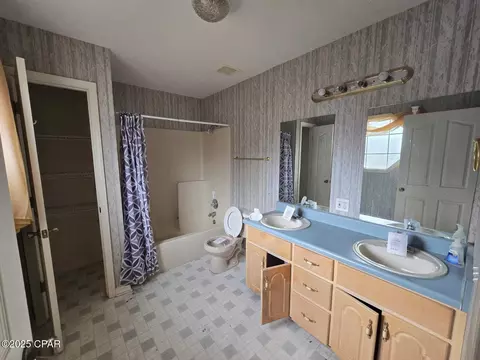 59 Enfinger Rd, Chipley, FL 32428 photo 6