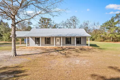 2983 Maridale Rd, Marianna, FL 32448