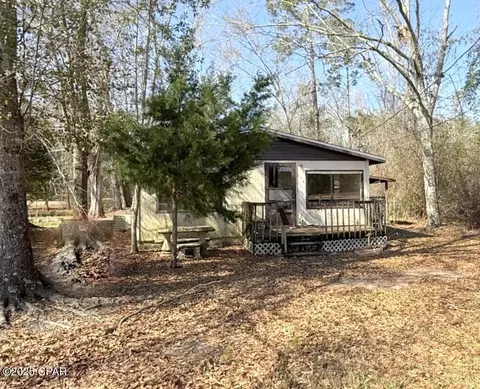 854 Allison Dr, Chipley, FL 32428