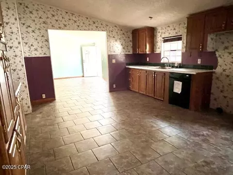 3962 A Moss Hill Rd, Chipley, FL 32428 photo 6