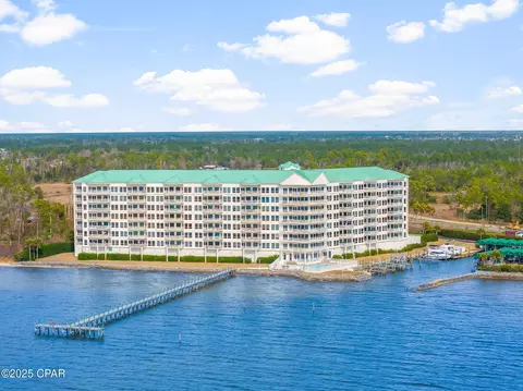 1600 Marina Bay Dr #805, Panama City, FL 32409