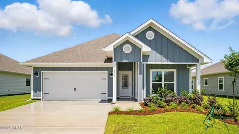 4866 Forest Dunes Dr, Panama City, FL 32404