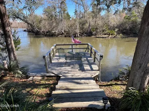 4758 Rhonda Dr, Marianna, FL 32448