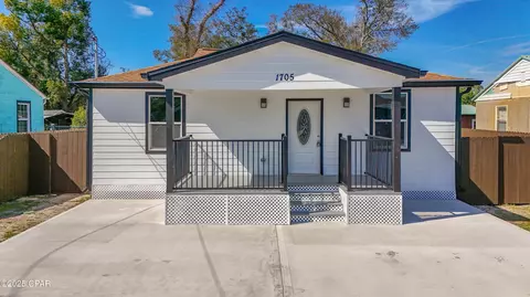 1705 Lake Ave, Panama City, FL 32401