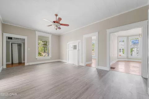 721 5th St, Chipley, FL 32428 photo 7