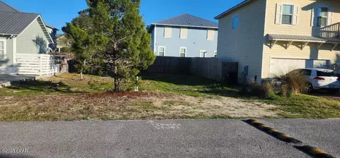 422 Paradise Blvd, Panama City Beach, FL 32413