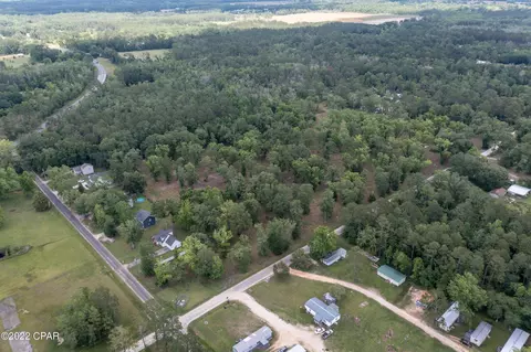 000 Plum Ave, Chipley, FL 32428 photo 2