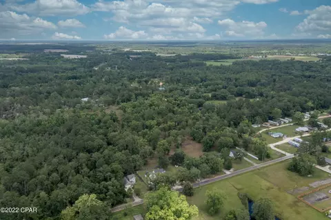 000 Plum Ave, Chipley, FL 32428 photo 3