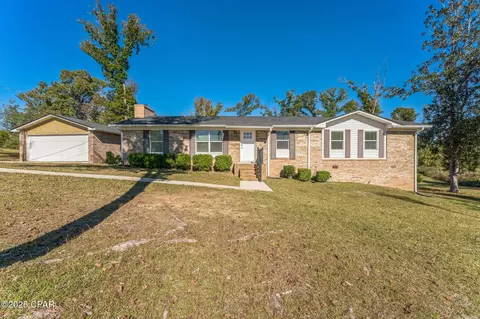 4844 Tall Pine Dr, Marianna, FL 32446