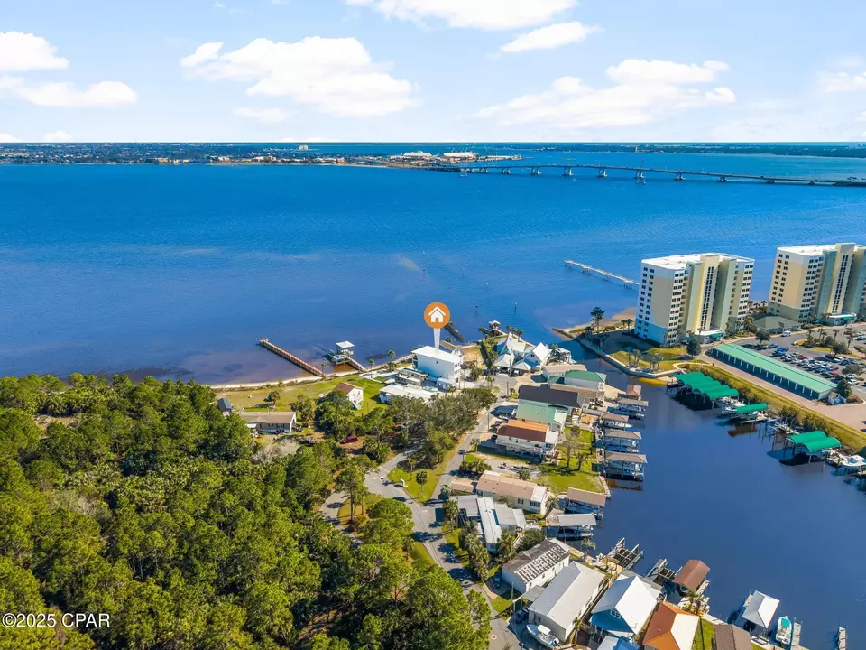 View/Area - 1033 Bay Cir, Panama City Beach, FL 32407 photo 9 of 12
