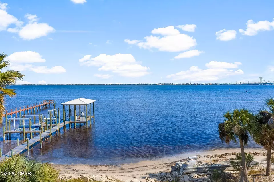 View/Area - 1033 Bay Cir, Panama City Beach, FL 32407 photo 4 of 12