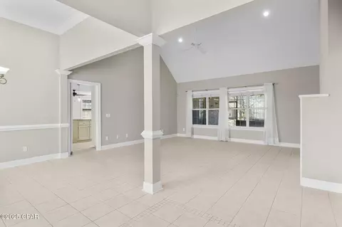 2511 Parkwood Dr, Panama City, FL 32405