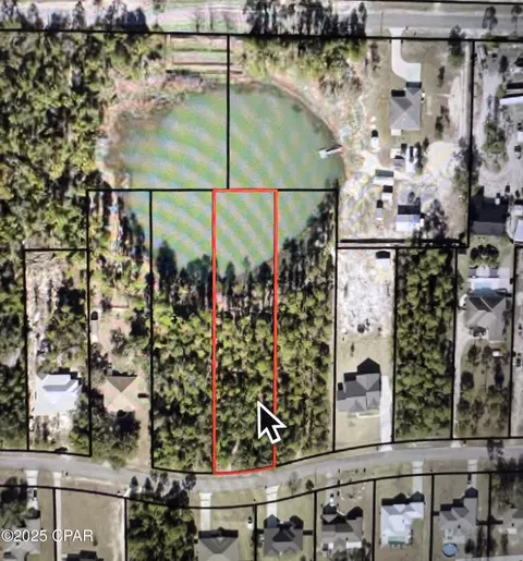 213 White Oaks Blvd, Southport, FL 32409