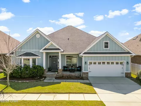 104 Shoreview Dr, Panama City, FL 32404