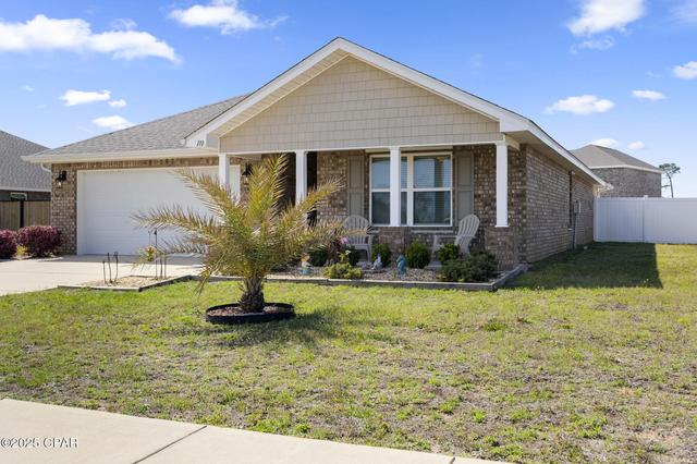 110 Spikes Cir, Southport, FL 32409