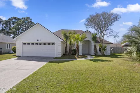 220 Hidden Pines Dr, Panama City Beach, FL 32408