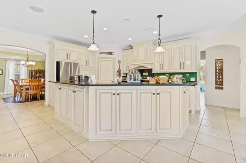 553 Lakepointe Dr, Chipley, FL 32428 photo 11