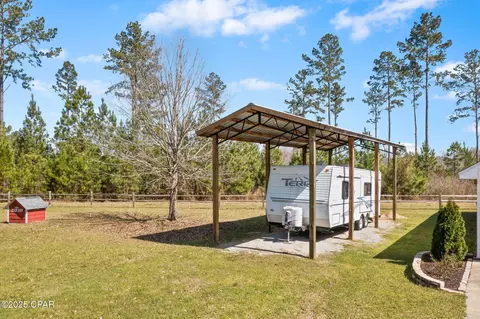 553 Lakepointe Dr, Chipley, FL 32428 photo 38