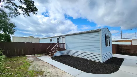 127 N San Souci St, Panama City Beach, FL 32413
