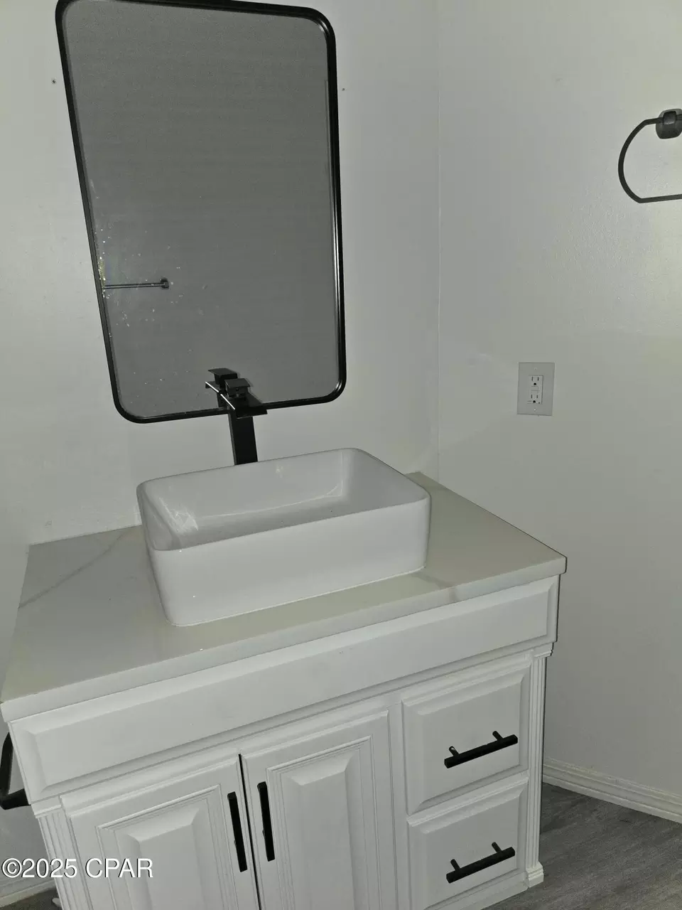 Bath - 2706 Ravenwood Ct, Lynn Haven, FL 32444 photo 2 of 9