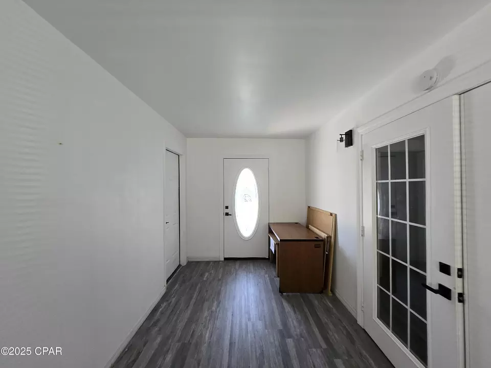 Entry Way - 2706 Ravenwood Ct, Lynn Haven, FL 32444 photo 1 of 2