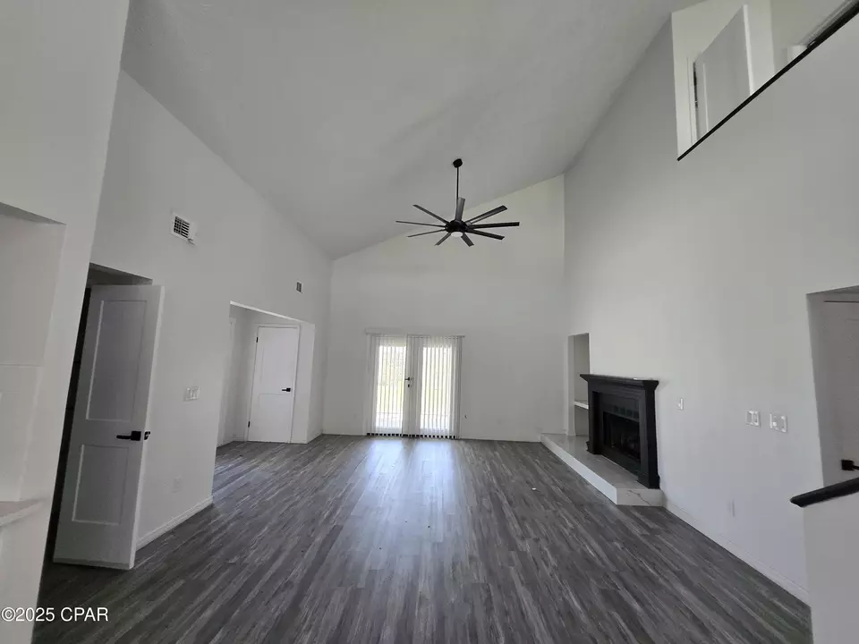 Living - 2706 Ravenwood Ct, Lynn Haven, FL 32444 photo 1 of 5