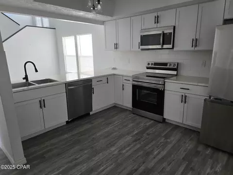 Kitchen - 2706 Ravenwood Ct, Lynn Haven, FL 32444 photo 1 of 1