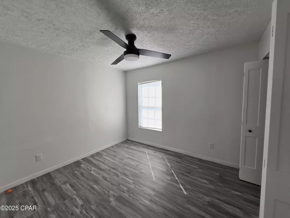 Bedroom - 2706 Ravenwood Ct, Lynn Haven, FL 32444 photo 1 of 2