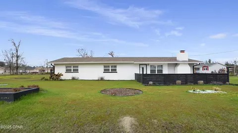2500 Canal St, Lynn Haven, FL 32444