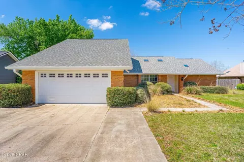 1428 Bluegrass Ln, Lynn Haven, FL 32444