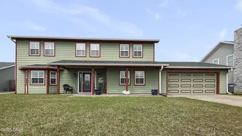 1518 Santa Anita Dr, Lynn Haven, FL 32444
