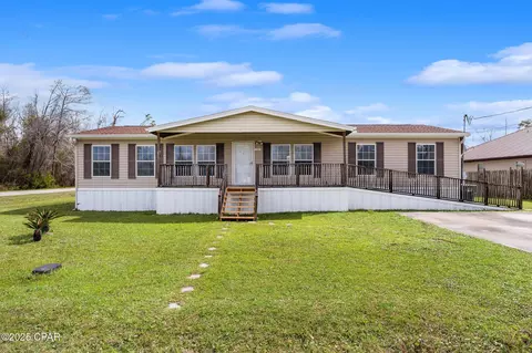 1501 Pennsylvania Ave, Lynn Haven, FL 32444