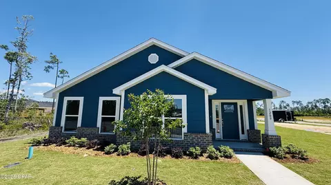 1209 Seafoam St, Panama City, FL 32404