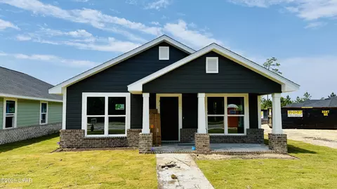 1308 Primrose Ln, Panama City, FL 32404