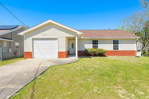 2125 E 7th St, Panama City, FL 32401