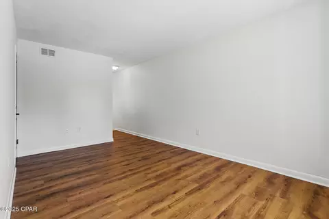 101 Hampton Dr, Crestview, FL 32539 photo 8
