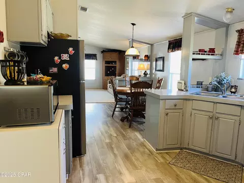 3010 Five Points Rd, Cottondale, FL 32431 photo 3
