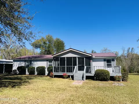 3010 Five Points Rd, Cottondale, FL 32431