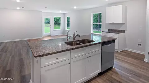 3560 Villa Ct, Chipley, FL 32428 photo 6