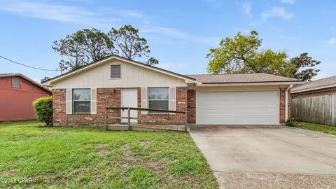 2003 Drummond Ave, Panama City, FL 32405
