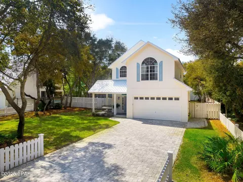Exterior - 24 Seabreeze Cir, Seacrest, FL 32413 photo 2 of 7