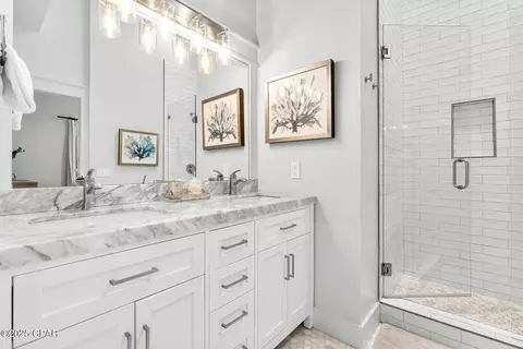 Bath - 24 Seabreeze Cir, Seacrest, FL 32413 photo 1 of 2