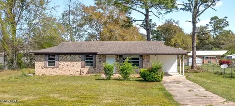 2590 Mckinnon St, Cottondale, FL 32431
