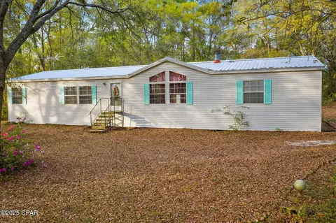 1416 Walker Rd, Graceville, FL 32440