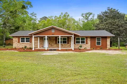 2616 River Rd, Caryville, FL 32427