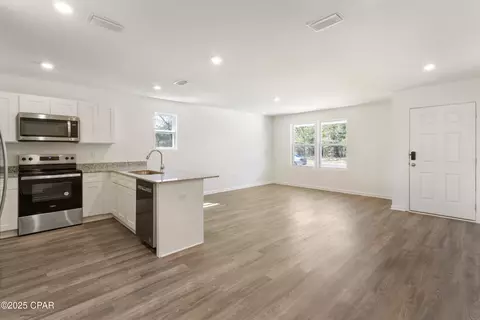 3626 Westbrook Dr, Chipley, FL 32428 photo 6