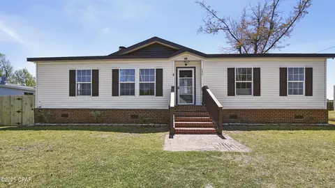 7512 Harvey St, Panama City, FL 32404