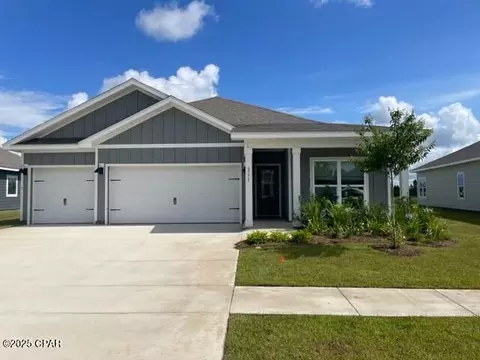 6571 Haskins Dr, Panama City, FL 32404
